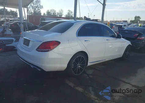 2020 Mercedes-Benz C 300 from USA, damaged, VIN 55SWF8DB1LU325179